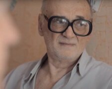 Porzucony senior, źródło: YouTube/ Interesting Psychology