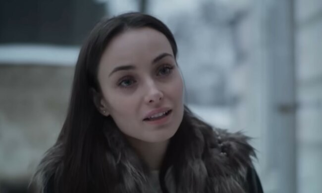 kobieta, screen Youtube @Series4Evening