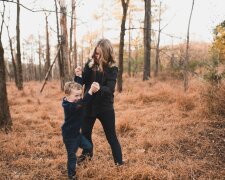 matka i syn @pexels
