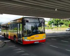 Niepodziewane zdarzenie w autobusie! / YouTube: KlodzkoNeeds Batman