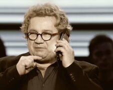 Paweł Królikowski. Źródło: Youtube Twoja Twarz Brzmi Znajomo - Endemol Shine Polska