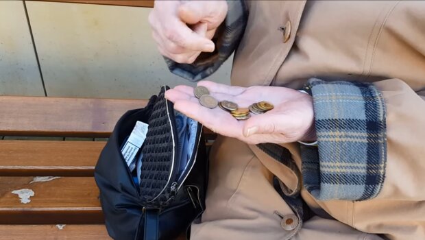 Emeryci pieniądze/ YouTube @Eska Info