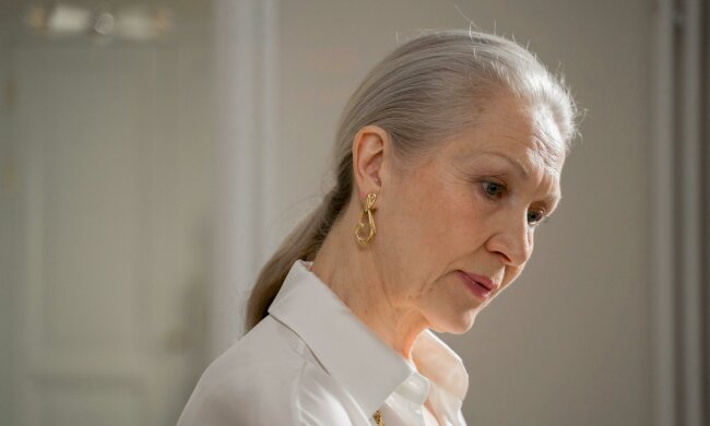 starsza Pani @pexels