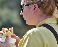 Fast food/screen Youtube