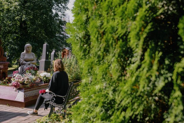 Córka twierdziła, że zapłaciła za renowację nagrobka. Przypadkowo znalazłam rachunek wystawiony na zupełnie inną usługę