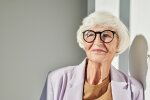 Przez lata kupowałam wnukom wszystko, czego potrzebowali. Jedna wiadomość wysłana omyłkowo pokazała, jak córka nazywała mnie przy znajomych