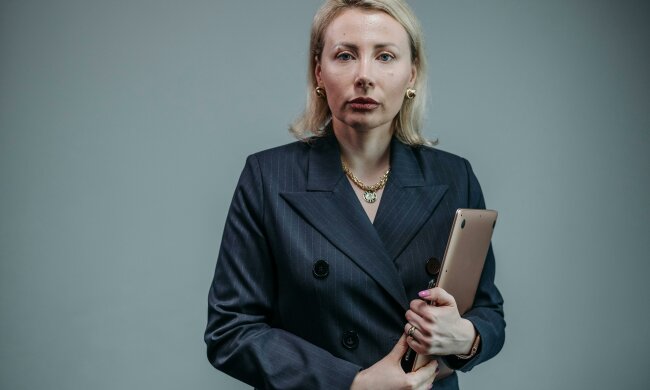 starsza Pani @pexels