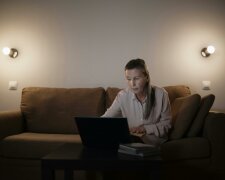 "Synowa zarzuciła mi, że próbuję ją kontrolować": Zaproponowałam pomoc w opiece nad dziećmi