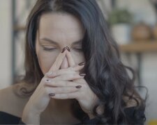 Zazdrosna żona, źródło: YouTube/Inner Toxic Relief