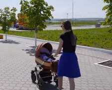 "Mój mąż nie chciał córki i odszedł, kiedy ją urodziłam. A kilka dni temu spotkaliśmy go w parku"