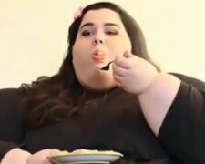 Amber Rachdi/Youtube @Weight Loss Journey