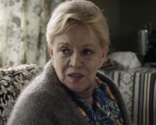 "Mój ukochany ojciec wymienił mnie na teściową. Nie rozumiem jak mógł mi to zrobić"