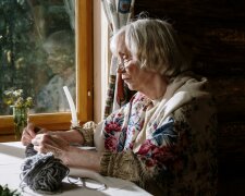 starsza Pani @pexels