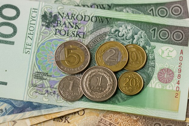 Emeryci dostaną przelew od ZUS. Dodatkowe pieniądze trafią na konta