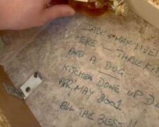 Wiadomość poprzednich lokatorów/ TikTok @hooserice88