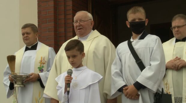 Pierwsza Komunia Święta/YouTube @studiovideolukasik