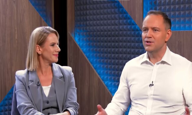 Debiut Marty Nawrockiej jako pierwszej damy. Jeden gest na obchodach 15 sierpnia podzielił Polaków