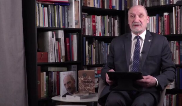 Antonii Macierewicz/ YouTube @Józef Jaskółka