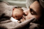 Z życia wzięte. Teściowie śmiali się ze mnie, bo zmieniałem dzieciom pampersy. Gdy usłyszeli, ile zarabiam, od razu zamilkli
