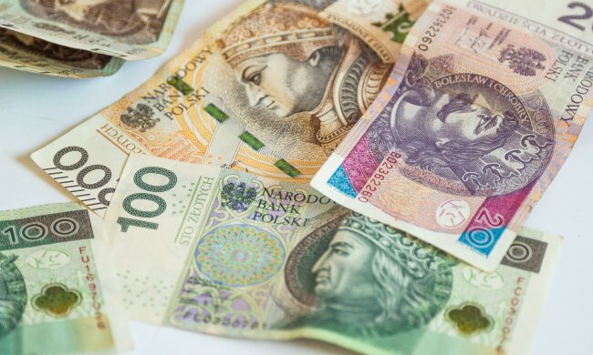 Nowe zasady płatności gotówką. Przy tej kwocie sprzedawca poprosi o dokument