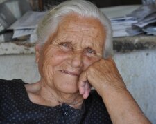 Z życia wzięte. Telefoniczny „pracownik banku” uratował rzekomo moje oszczędności. Dopiero wnuczka zauważyła, że pieniądze znikają
