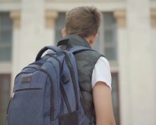 Uczeń/YouTube @Teraz Wiem