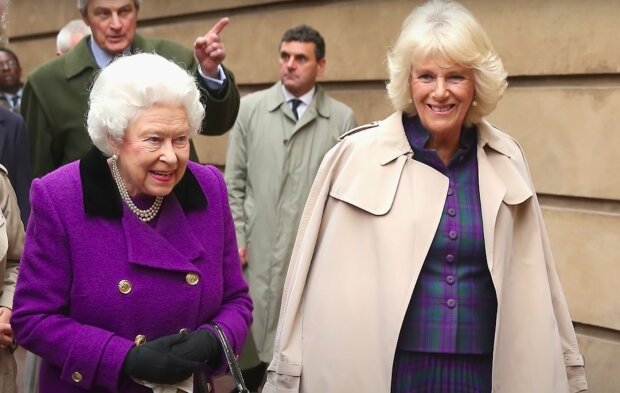 Królowa Elżbieta II i księżna Camilla / YouTube:   The List
