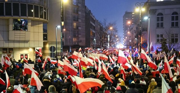 Wsparcie antyukraińskich protestów w Polsce jako jeden z obszarów działania rosyjskich sił informacyjnych