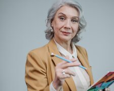Przepisałam wnuczce mieszkanie, bo obiecała, że nigdy mnie nie opuści. Po tygodniu w moim pokoju stanęły kartony