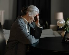 Synowa oskarżała mnie, że wychowałam niedorajdę i zniszczyłam jej małżeństwo. Dopiero gdy syn zamieszkał u mnie, poznałam prawdę
