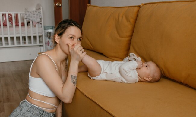 Teściowa powtarzała, że nie jestem prawdziwą matką, bo nie urodziłam naturalnie. Dopiero gdy zabrała moje dziecko, mąż zrozumiał, do czego była zdolna