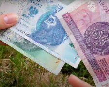 Rząd pomoże najbiedniejszym Polakom! / YouTube:  notaphilist philipp