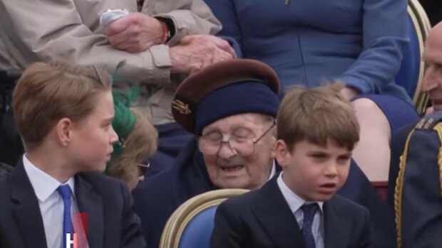 książę Louis i książę George, screen Youtube @thesun