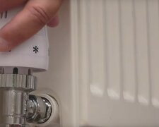 Kaloryfer/Youtueb @B&Q