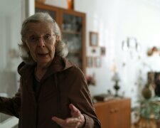 starsza Pani @pexels