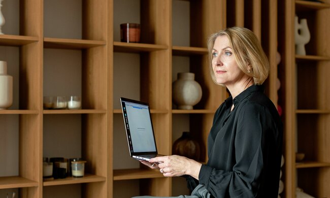 starsza Pani @pexels