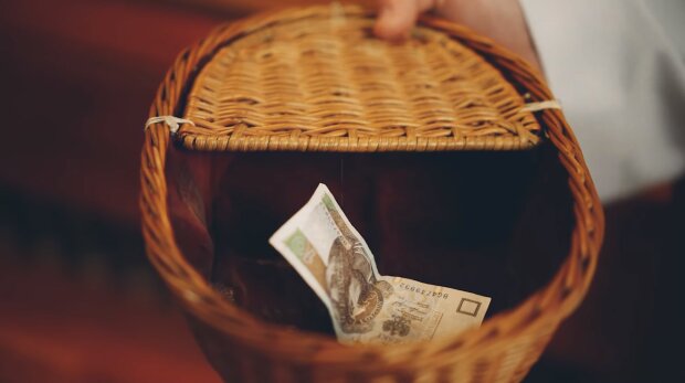 Taca. Źródło: Youtube ewangelizuj_pl