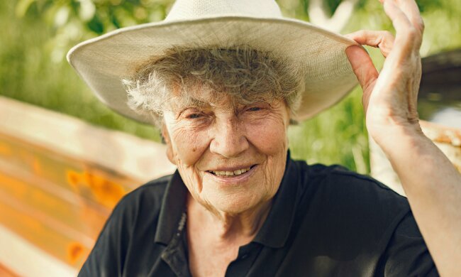 starsza Pani @pexels