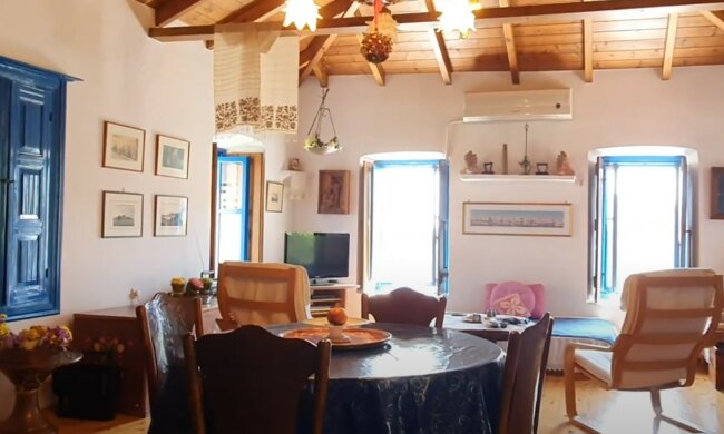 źródło: YouTube/ SkourasRealEstate