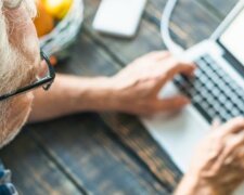 Emeryt/Youtube @All about digital marketing