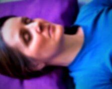 Zasypianie/ YouTube @ Kat Wawer Dziedziak Psycholog Ponad Granicami