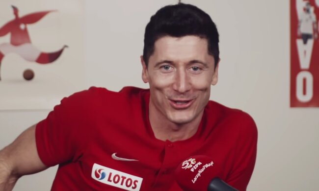 Robert Lewandowski/ screen YT