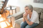 Z życia wzięte. Nakryłam synową z kochankiem, ale milczałam jak grób. Bałam się wstydu, lecz zapłaciłam za to własnym synem