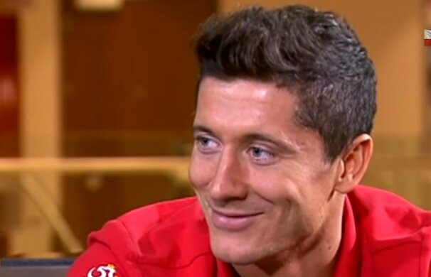 Robert Lewandowski/screen Youtube @TVP Sport