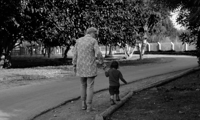 "Jak możesz pozwalać byłej teściowej odwiedzać dziecko. Nie masz za grosz honoru" – powiedziała moja mama