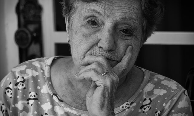Z życia wzięte. Przez lata finansowałam wnukom kolonie, ubrania i korepetycje. Gdy sama potrzebowałam pomocy, dostałam jedną wiadomość