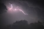 Piorun poraził 38-letnią kobietę. Pierwsze minuty były kluczowe