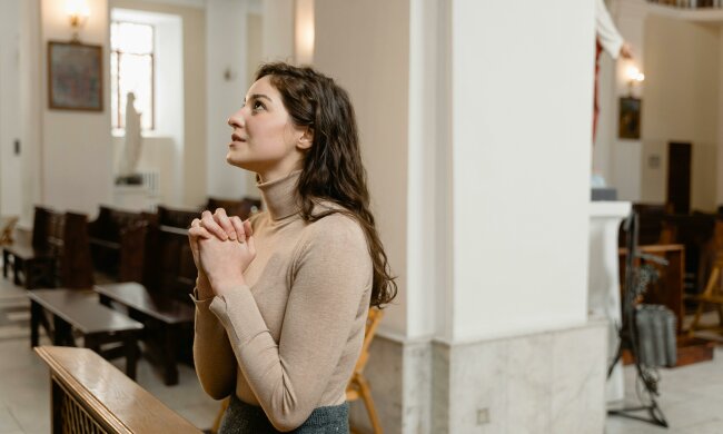 Modlitwa o uzdrowienie, która dodaje otuchy. Wierni zawierzają swoje choroby Matce Bożej