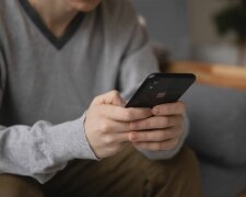 Po odebraniu telefonu słyszysz tylko ciszę. Tak może zaczynać się próba oszustwa