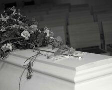 Bulwersujący incydent w zakładzie pogrzebowym. Pracownicy naruszyli godność zmarłej